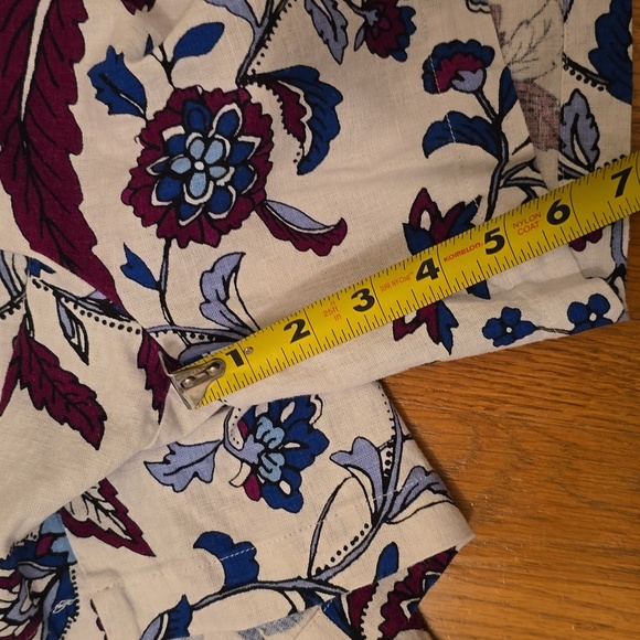 LIZ CLAIBORNE BRAND WOMEN'S PLUS SIZE WHITE AND BLUE FLORAL SHORTS SIZE 14 - Picture 14 of 14